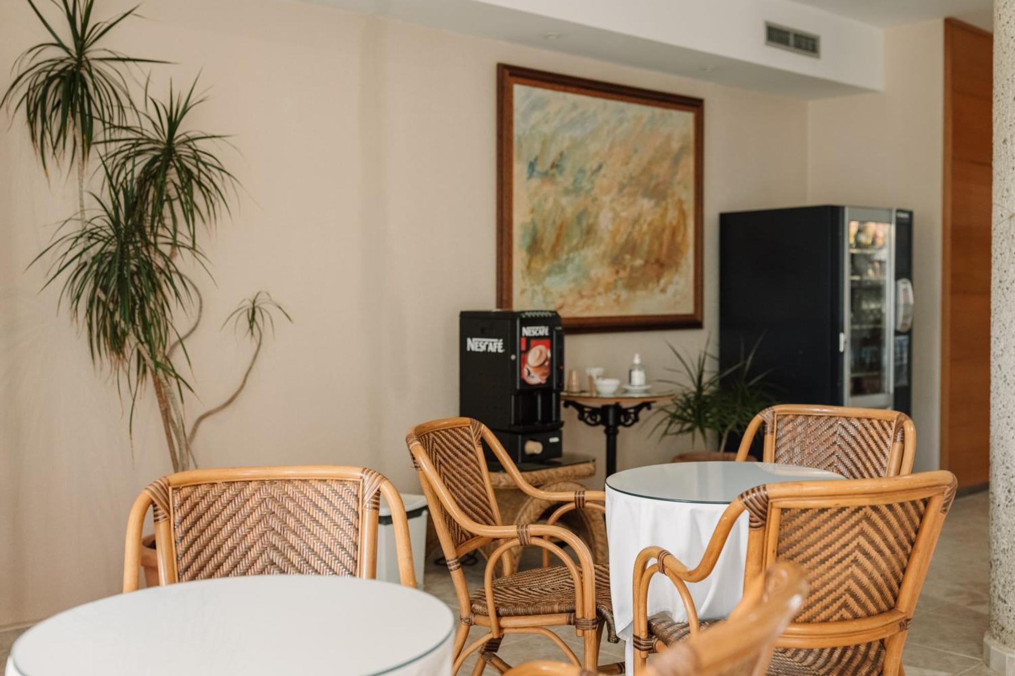 Aparthotel Villas La Manga מראה חיצוני תמונה